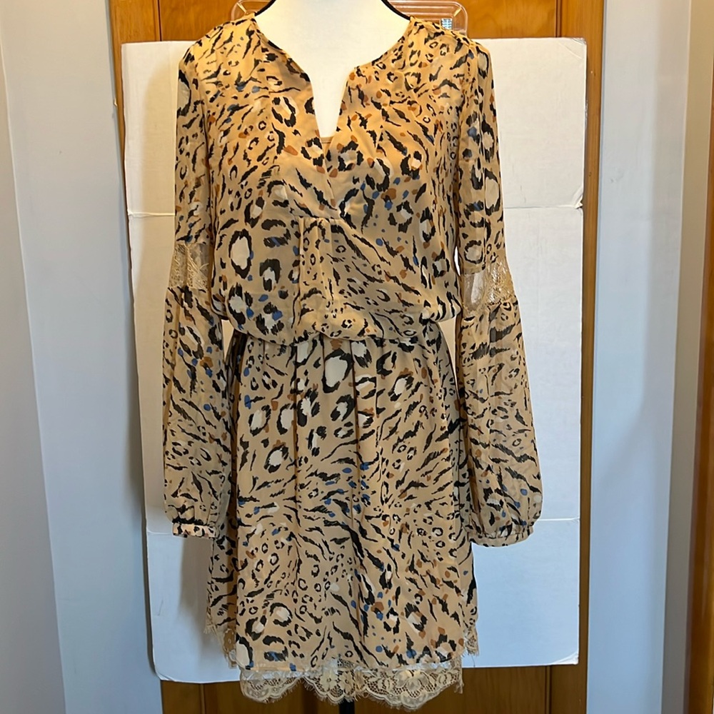 White House Black Market Black and Tan Long Sleeve Dress with lace